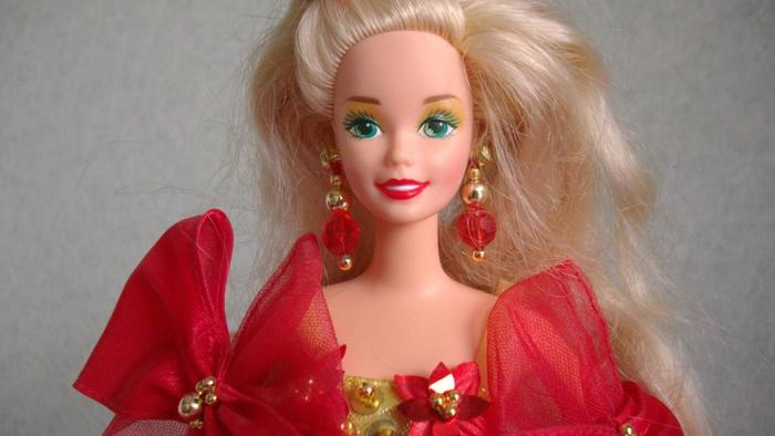 values-holiday-barbie-dolls_2252057f325e82a8
